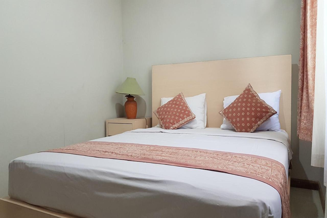 Oyo 3819 Hotel Winotosastro Yogyakarta Esterno foto